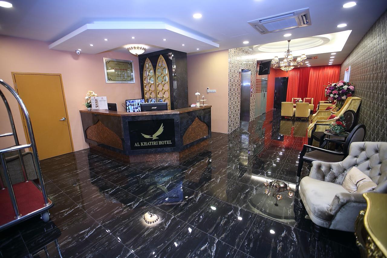โรงแรมอัล คาติรี กุบังเกอริง ภายนอก รูปภาพ