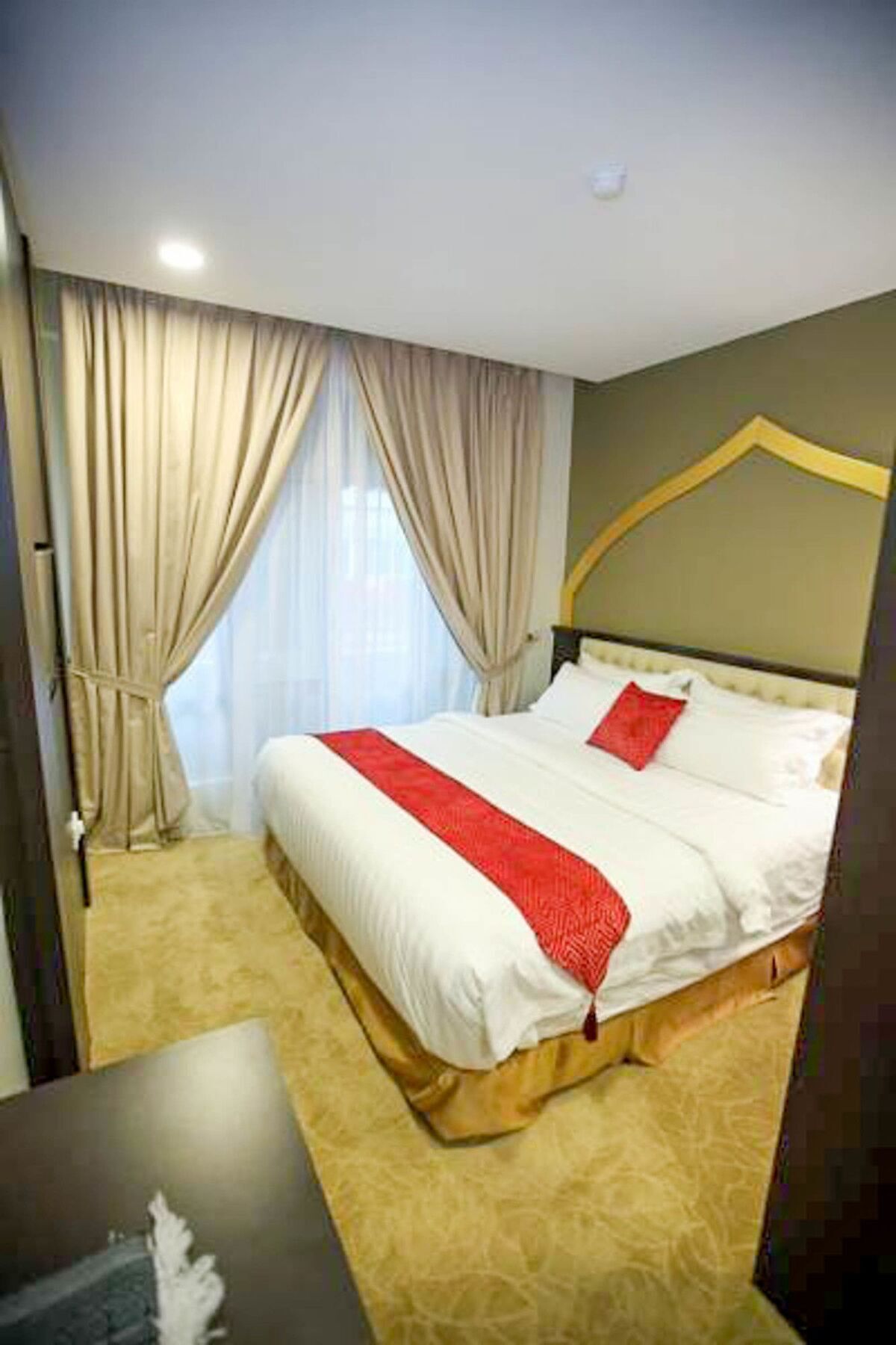 โรงแรมอัล คาติรี กุบังเกอริง ภายนอก รูปภาพ